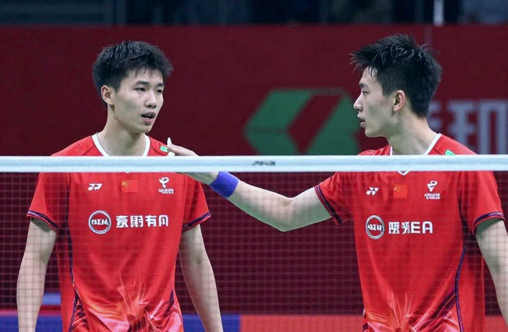 Alwi Farhan Trains With Kento Momota Ahead of Asian Games 2026: The Last Hitting Session in Tokyo Alwi Farhan Trains With Kento Momota Ahead of Asian Games 2026: The Last Hitting Session in Tokyo