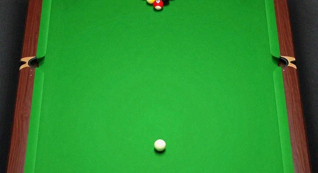 Không Có Dữ Liệu Đủ Để Phân Tích: Bài Học Về Sự Tham Chiếu Trong Billiards