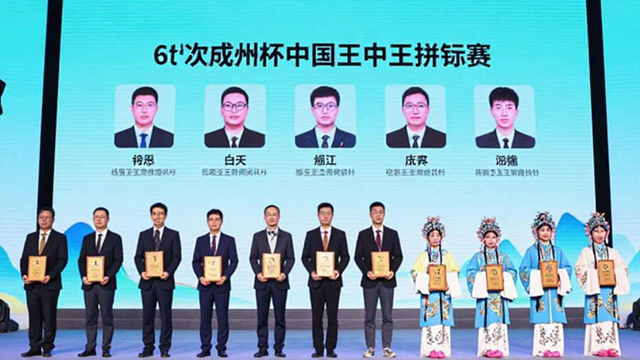 Bản phân tích 7 trang trống rỗng: Bóng đá Việt Nam cần người dám viết 'Chưa đủ thông tin' Bản phân tích 7 trang trống rỗng: Bóng đá Việt Nam cần người dám viết 'Chưa đủ thông tin'
