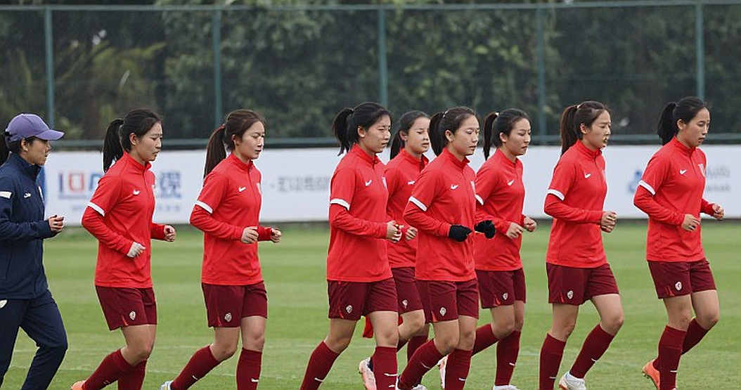 Hà Nội vs SLNA: Phép Thử Của Sơ Đồ Và Giới Hạn Của Khối Phòng Ngự Thấp