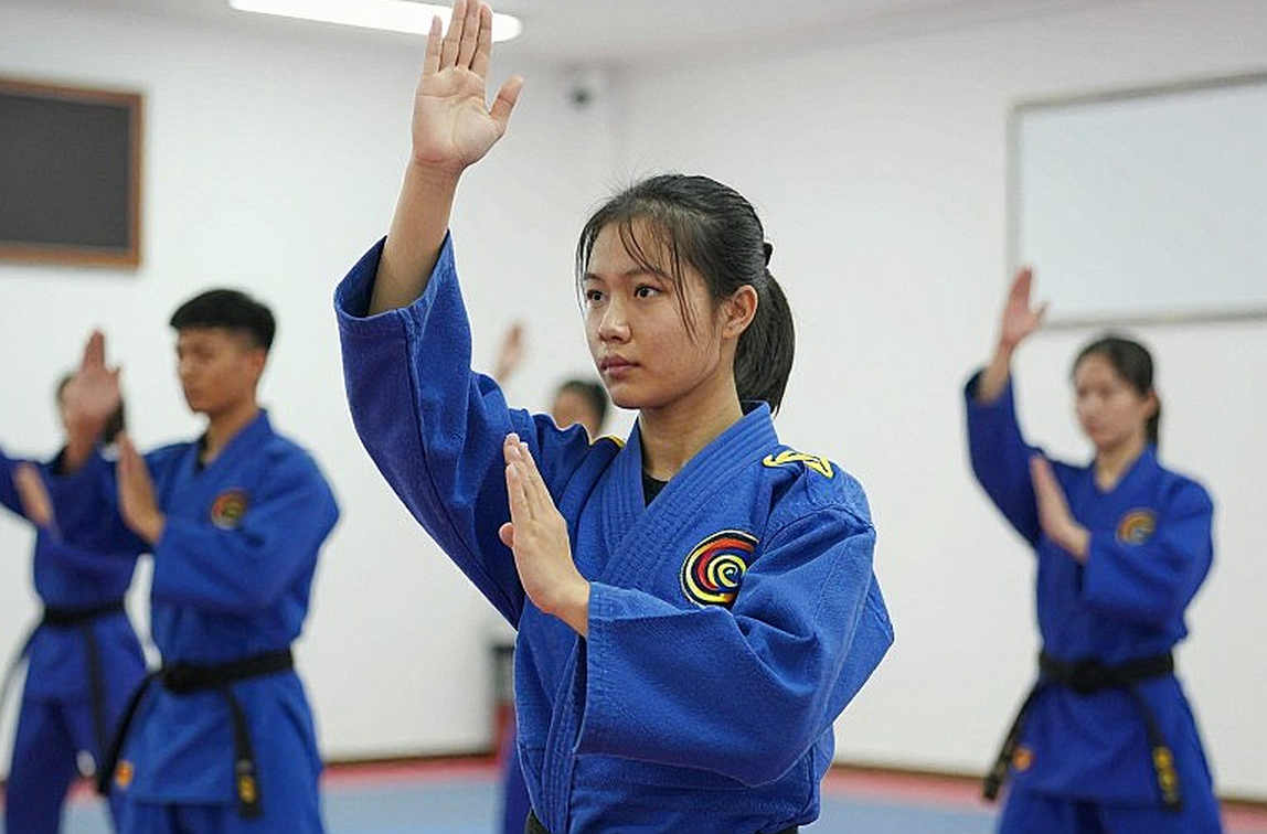 The Comeback of Nguyen Xuan Son: A Data-Driven Look at Vietnam's Sports Recovery System The Comeback of Nguyen Xuan Son: A Data-Driven Look at Vietnam's Sports Recovery System