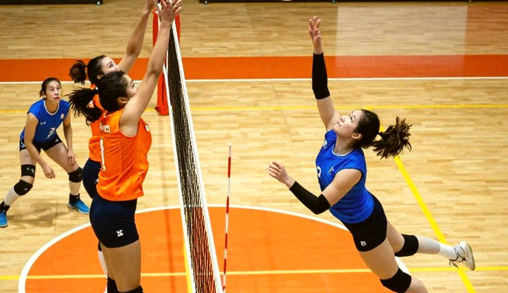 Kentucky Stuns Louisville After a 29-27 Set: How a .079 Hitting Percentage Was Rewritten in Forty Minutes