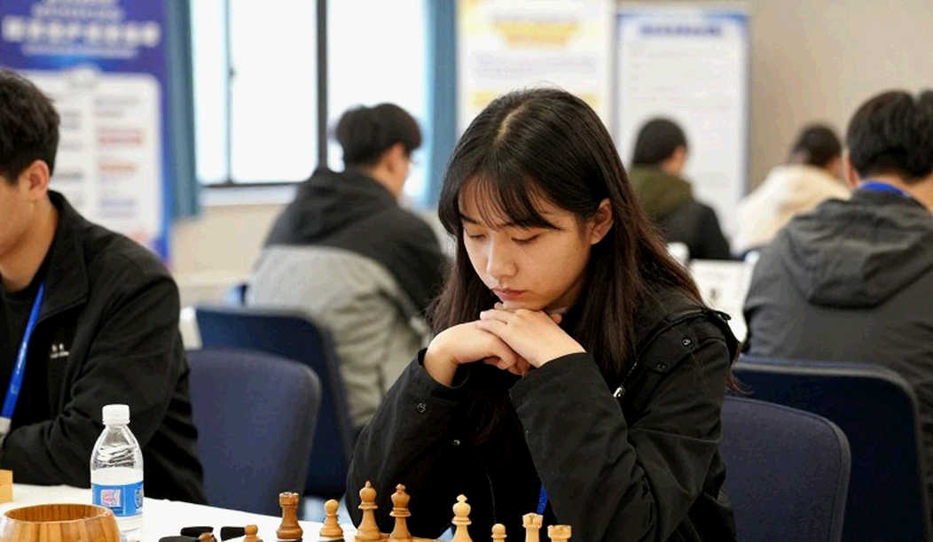 Biến 5.e5 của hệ Ý: Vũ khí thực dụng hay lời hứa thiếu dữ liệu Biến 5.e5 của hệ Ý: Vũ khí thực dụng hay lời hứa thiếu dữ liệu