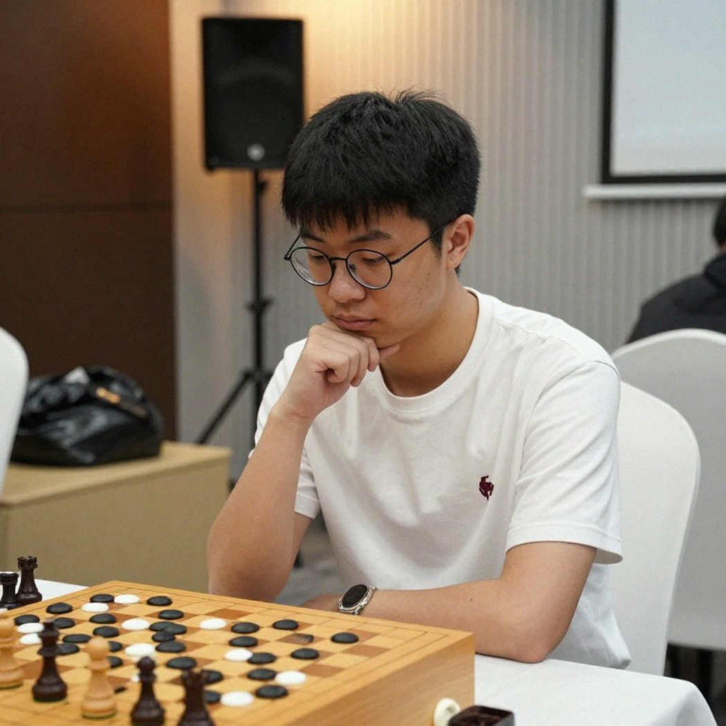 David Antón Takes Solo Lead at Legends & Prodigies – An Event of Legends and Prodigies