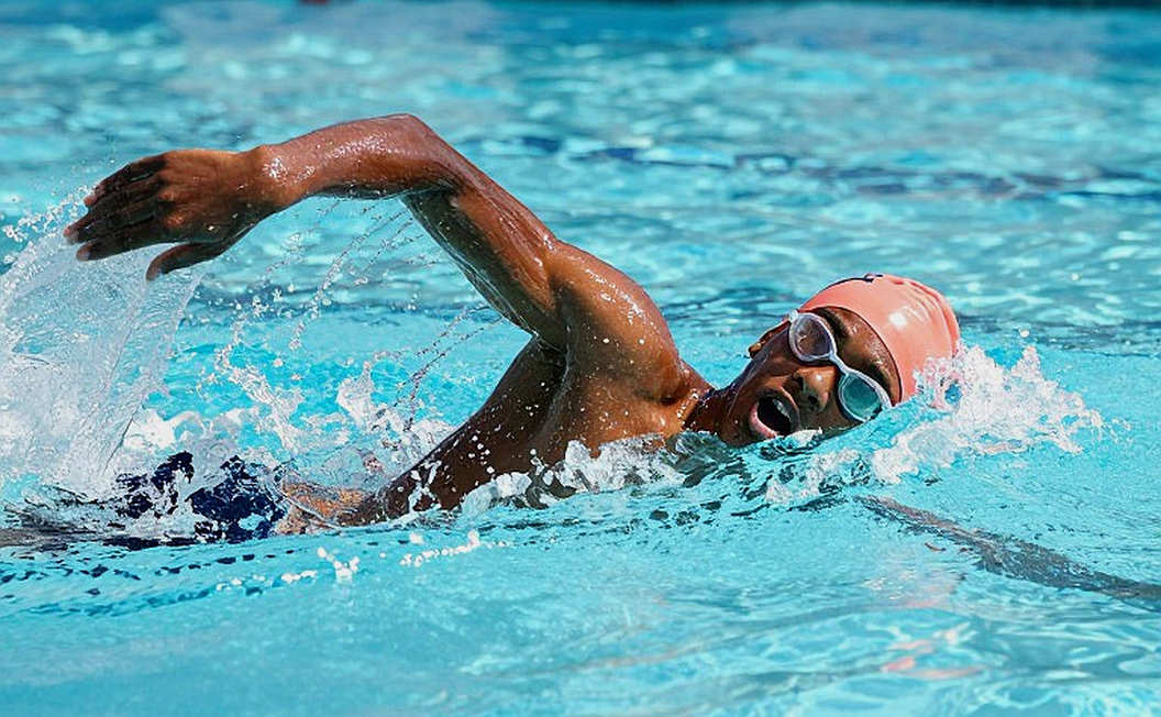 YMCA Swimming Coaching Structure: Lessons for Vietnam's Youth Development System